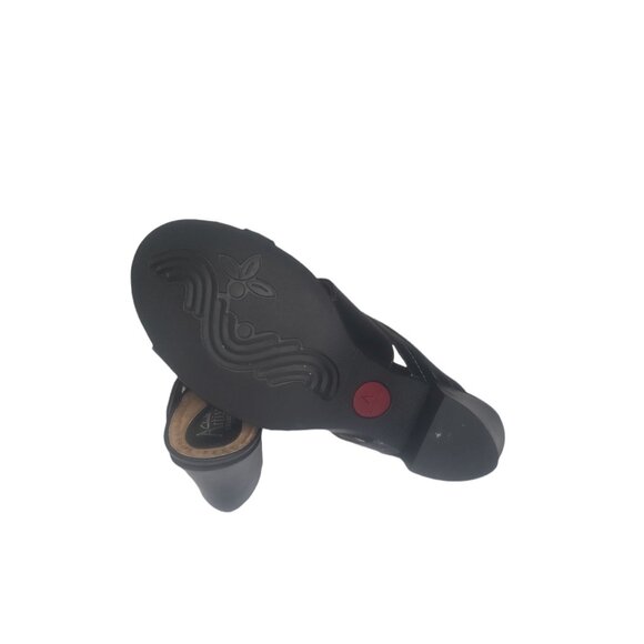 Clarks Sandals Artisan Collection Women Sz 10M Block Heel Slip On Leather Work - Picture 6 of 7